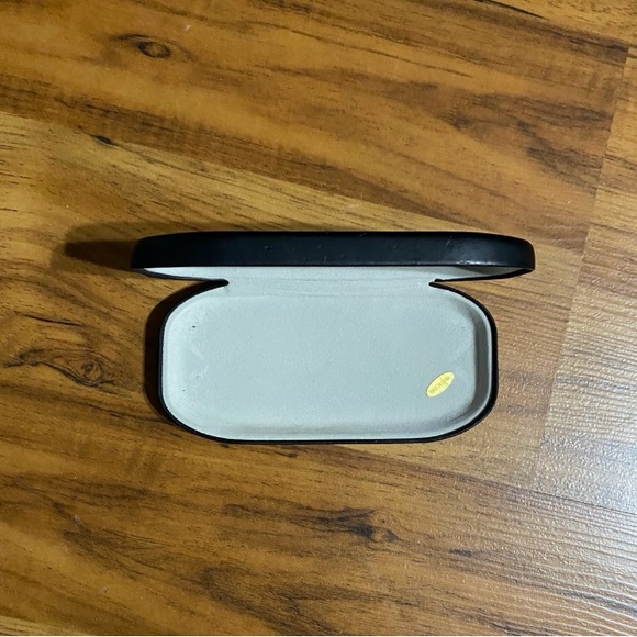 Polar Optics Polarized Clip On Expandable Sunglasses Clam Shell Hard Case 🎉HP🎉 - Picture 7 of 12